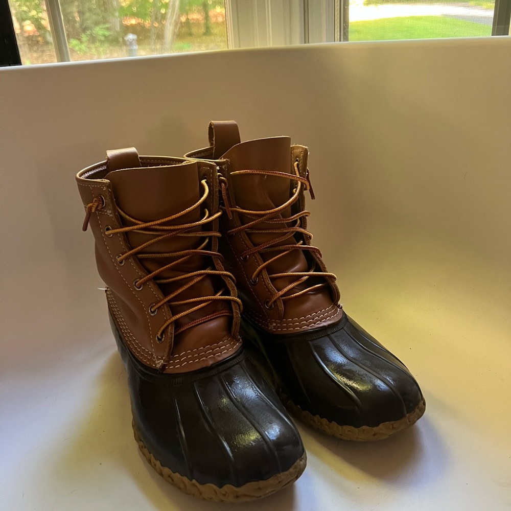 L.L. Bean Kids Tan and Black Rain Boots